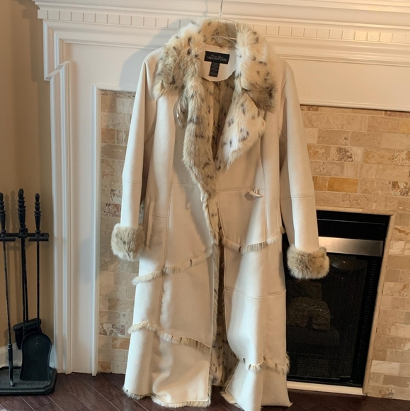 Suede and Fur maxi length coat - Picture 2 of 3